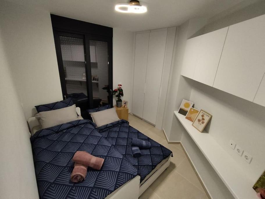 Floral Home 1 - Ground Floor Apt With Courtyard And Private Parking! เอเธนส์ ภายนอก รูปภาพ